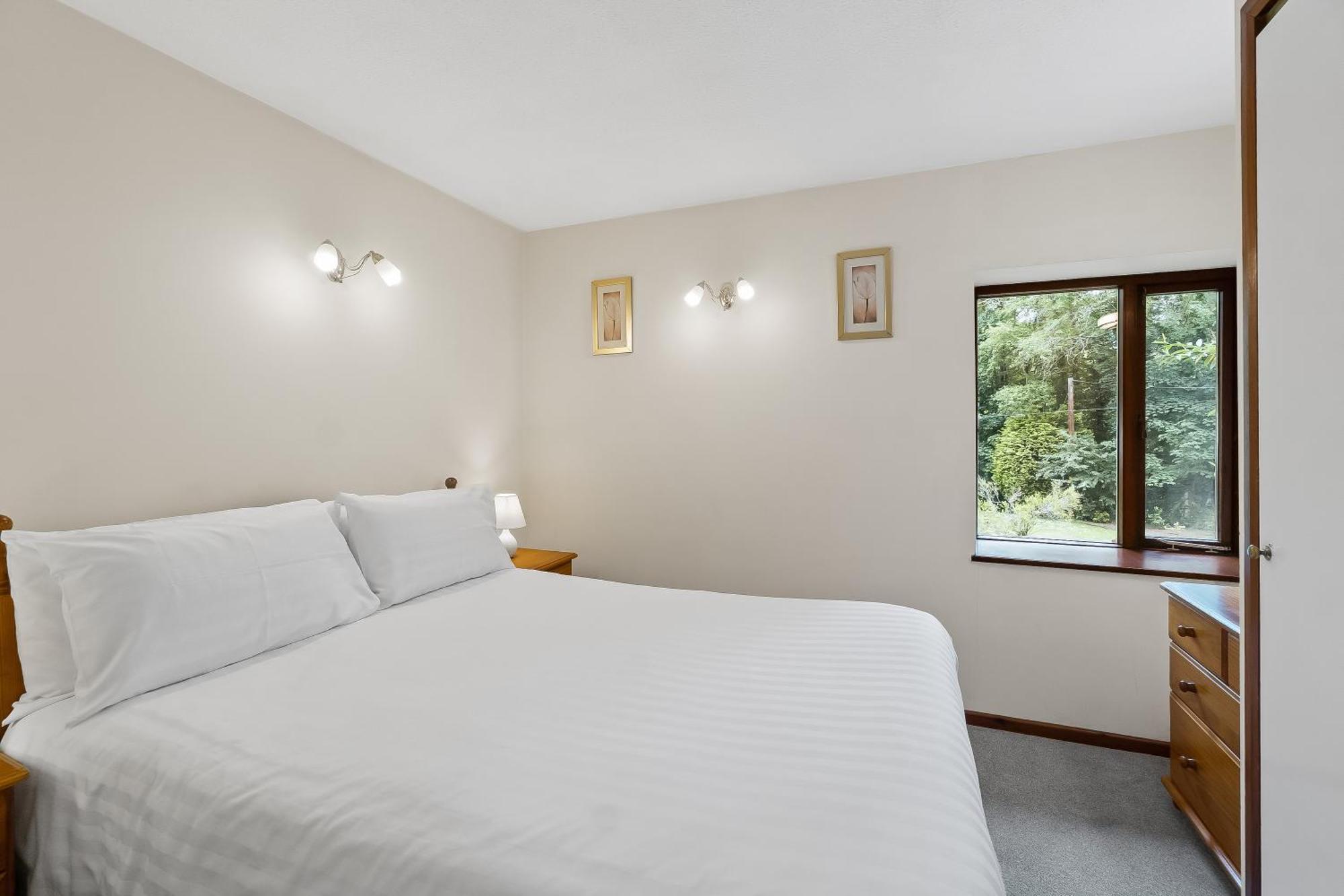 Crylla Valley Cottages - Access To Pool, Gym, Spa And More Saltash Szoba fotó